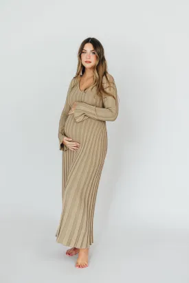 Hadley Long Sleeve V-Neck Knit Maxi Dress in Dune