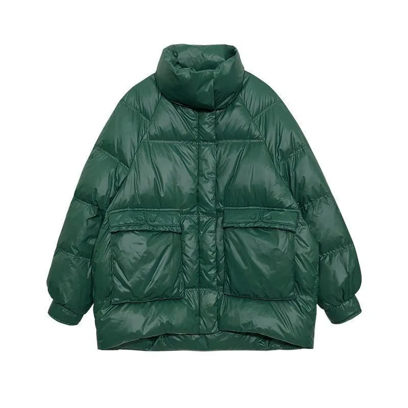 Loose and lightweight down jacket